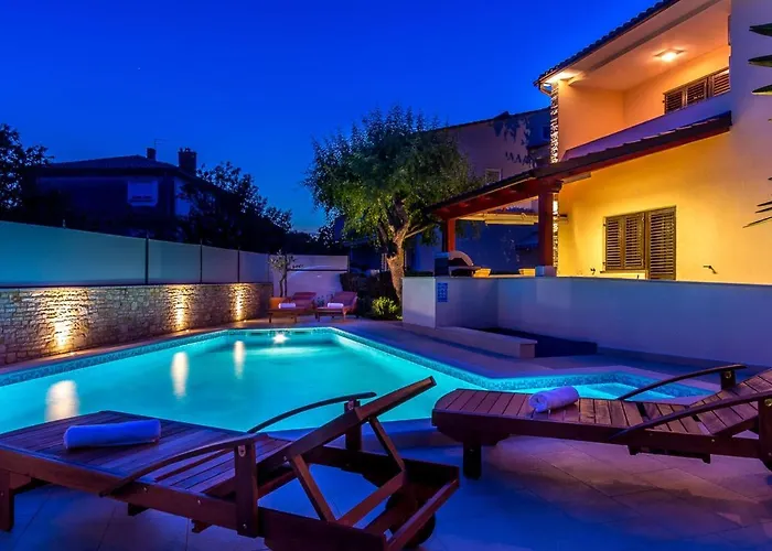 In Near & Pool *